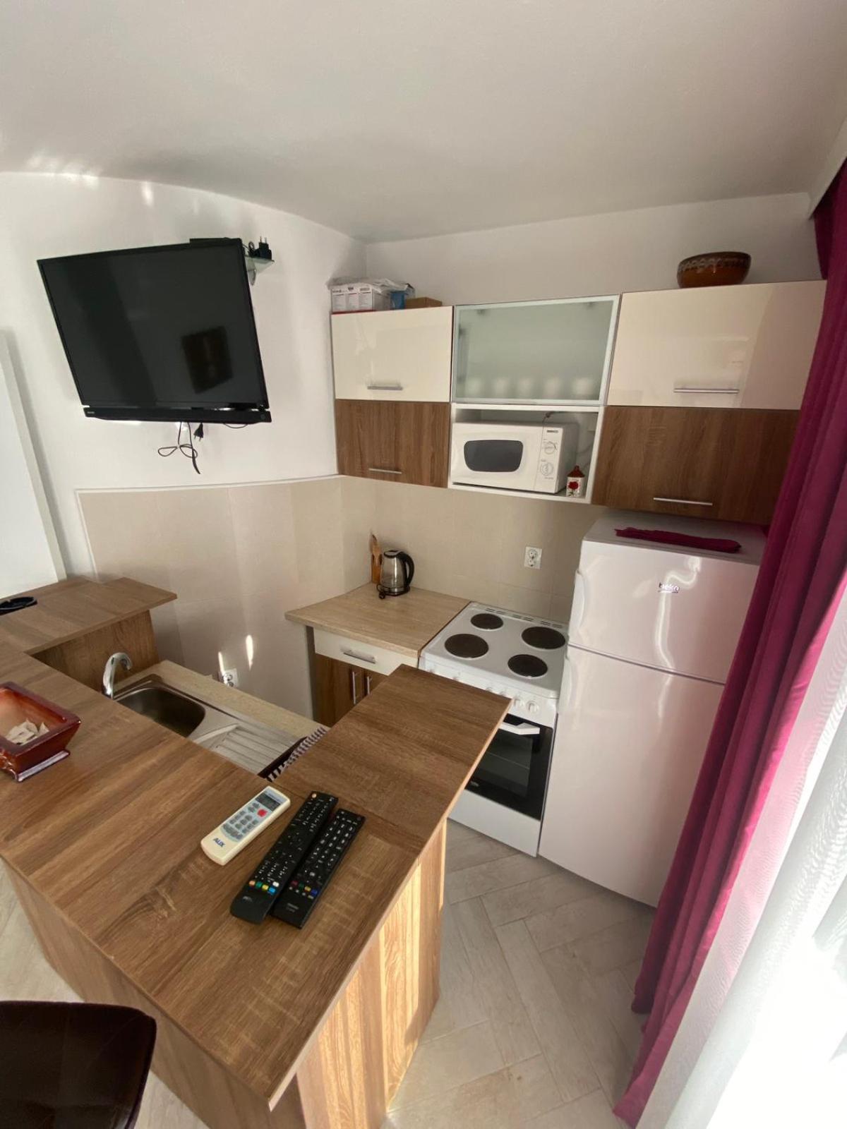 Apartamento Nana Dea Utjeha Exterior foto